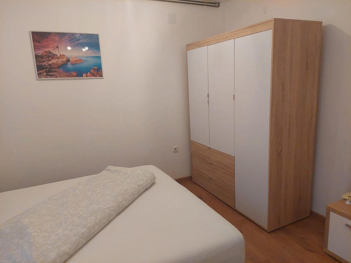 Apartman Anastasija Surčin Exterior foto